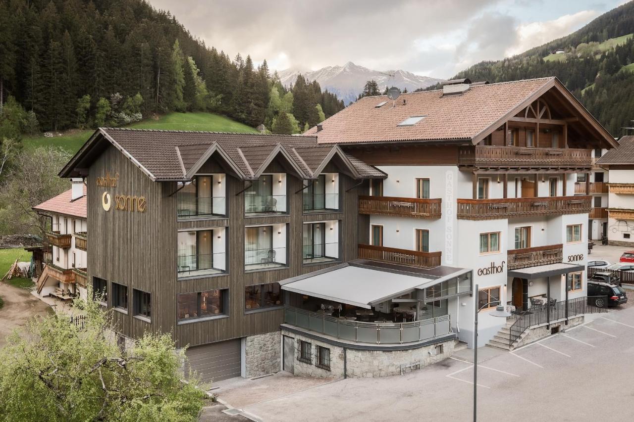 Gasthof Sonne Snc Sarentino Exterior photo